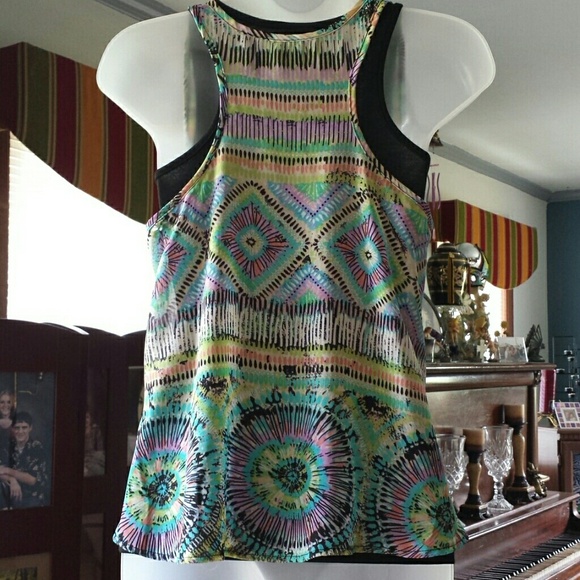 Sold in Janine's bundle of 6! Psychedelic tank - Picture 2 of 4