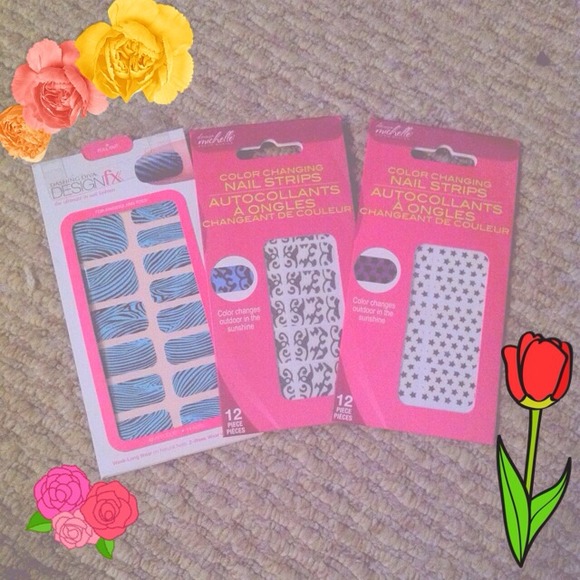 Cute Nail strips 🌻