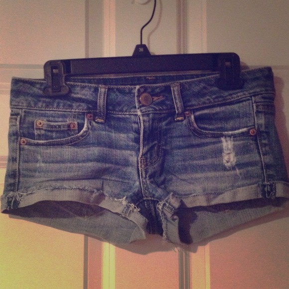 AE distressed jean shorts