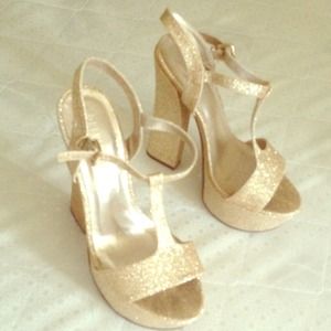 Gold sparkle high heels