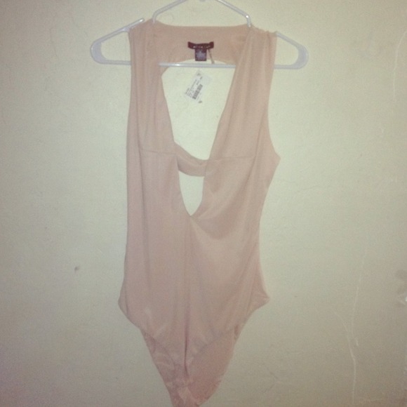 Deep v strap back simple body suite