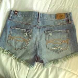 A&F High Rise Shorts, still has tags!!