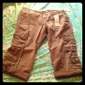 NWT Old Navy Cargo Capris!