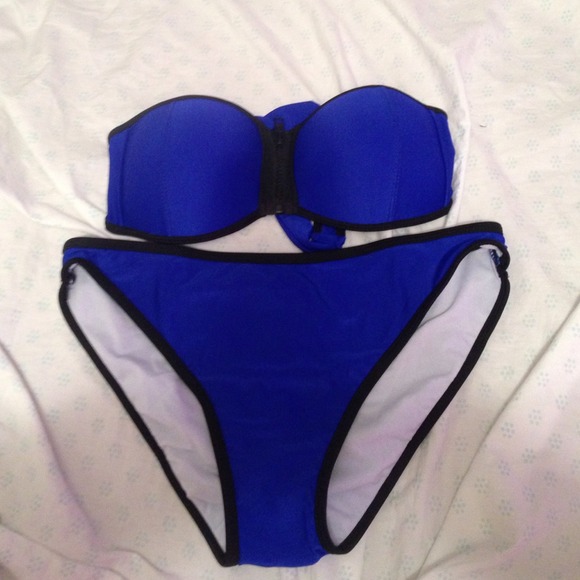 Sold ❌ - Picture 2 of 3