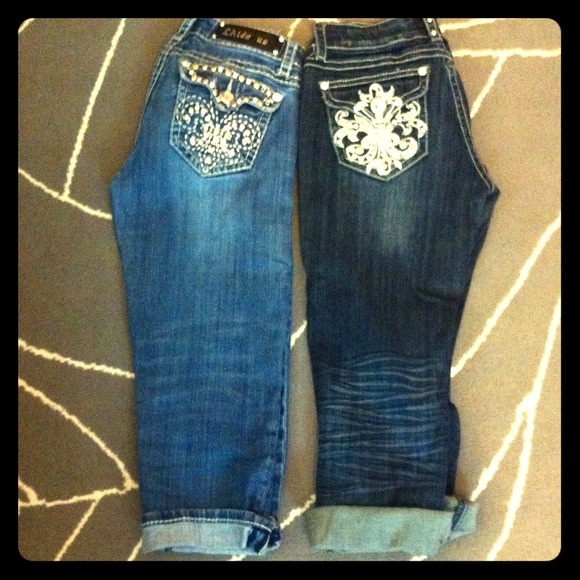 Two pairs of LA Idol caprees