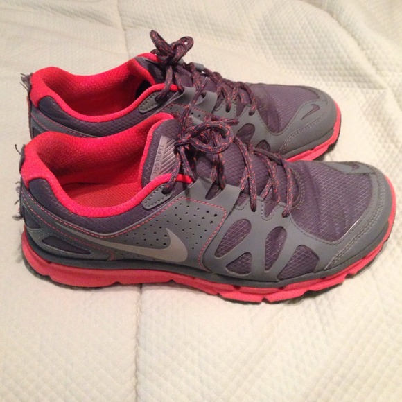 Trial running nikes