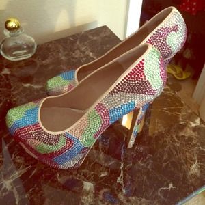 A pair of Steve Madden