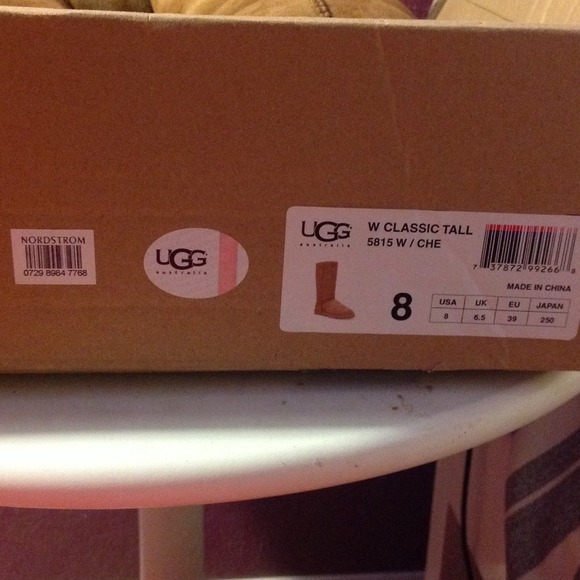 Chestnut Uggs! - Picture 3 of 3