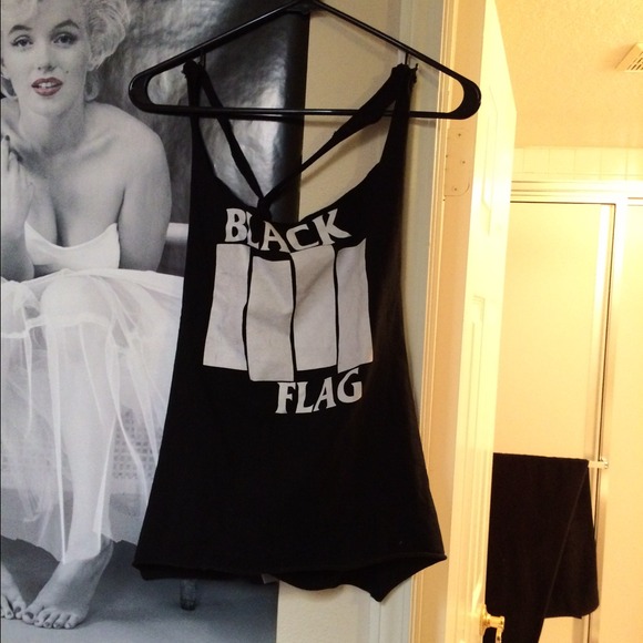Black flank Backless Tank!