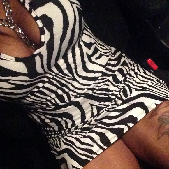 ⬇️⬇️reduced⬇️⬇️Zebra inspired (pre-loved) dress👗