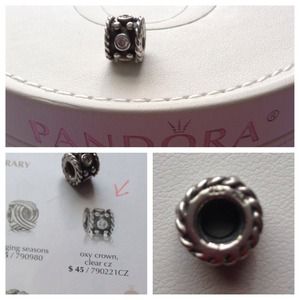 Pandora Charm Oxy Crown 👑