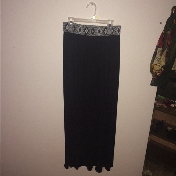 ❌Sold❌Maxi skirt Charlotte Russe