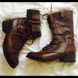 Steve Madden Boots (SOLD)