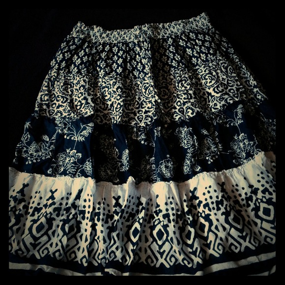 LAST CALL! NAVY/WHITE COTTON SKIRT BY OLD NAVY