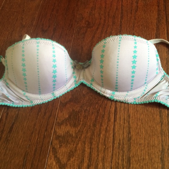 32b balconet Victoria's Secret bra