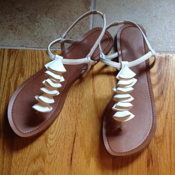 Madden girl flats