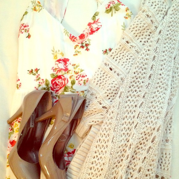 Forever 21 Dresses & Skirts - Long Floral Print Summer Dress