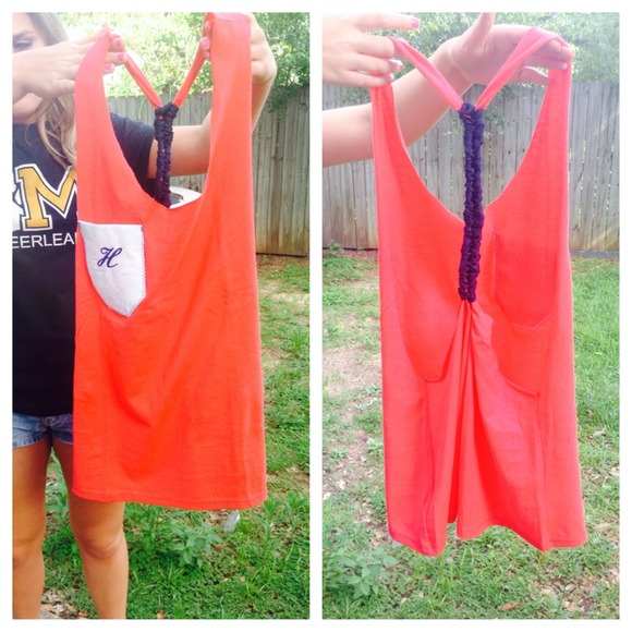 Monogramed tank top !