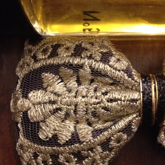 Hair clip - Picture 2 of 3