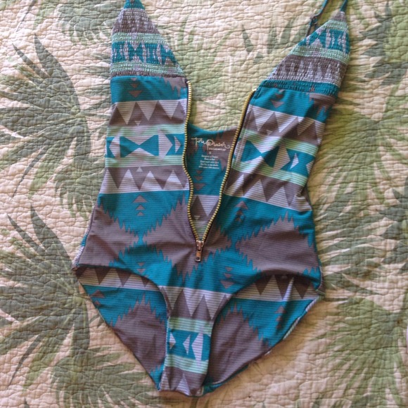 🚨sold🚨 - Picture 2 of 3