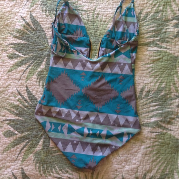 🚨sold🚨 - Picture 3 of 3