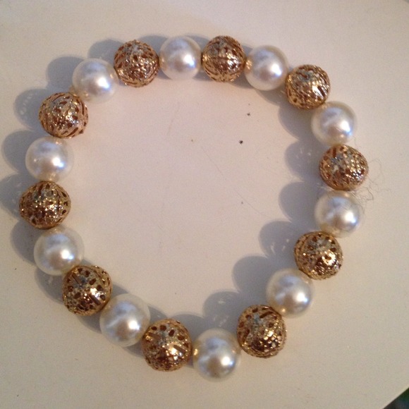 Gold Color Bundle - Picture 4 of 4