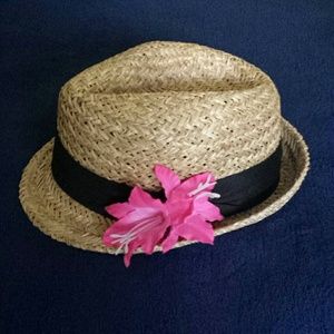 ALDO Hat Sz S ** MUST GO **