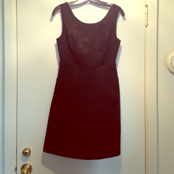 Beautiful black dress perfect for work