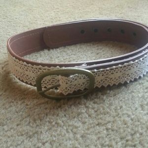 Brown belt with lace
