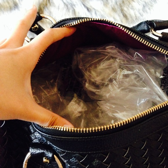 Woven Satchel - Picture 3 of 4