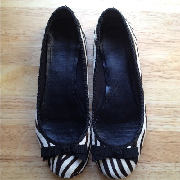 Nine West zebra print ballet flats - Picture 1 of 3
