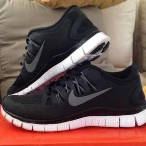 Nike free run 5.0 WORN ONCE Sz8 black