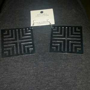 Sexy chic earrings