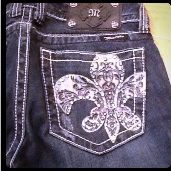 Like new Miss Me jeans