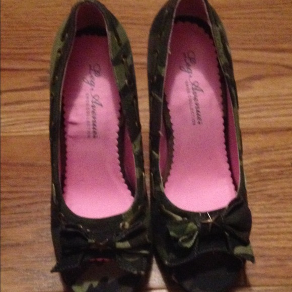 Camo heels :)