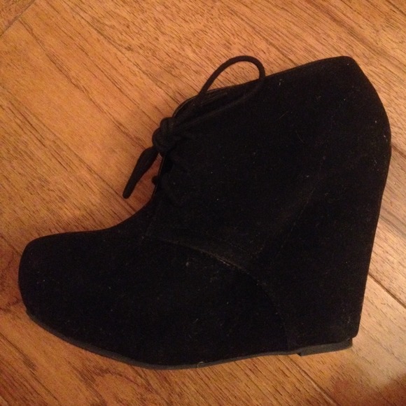Black lace up wedges
