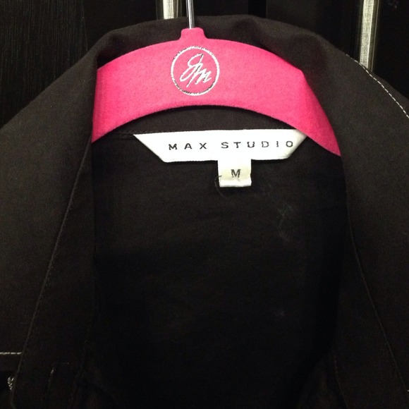 Max Studio Ruffle Top - Picture 2 of 3