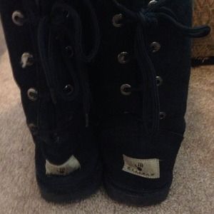 Bearpaw uggs
