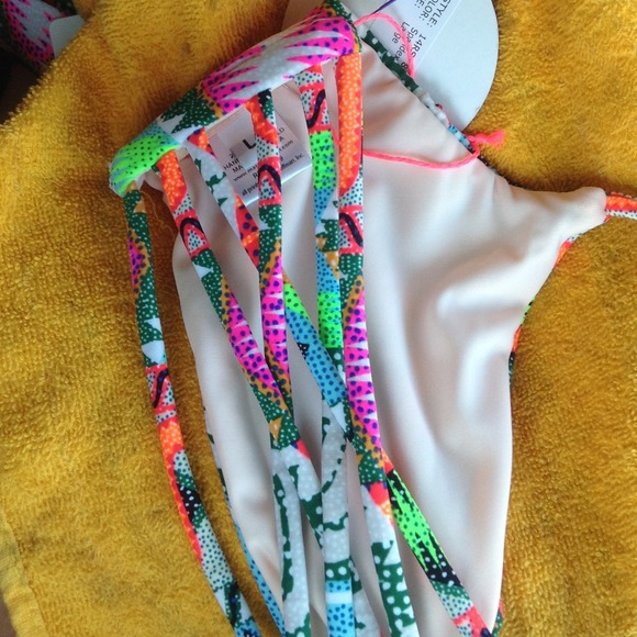 ❌SOLD ON EBAY❌Mara Hoffman bikini top Astrodreamer - Picture 4 of 4