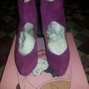 Wedge bootie worn once