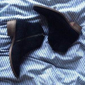 Black Madewell booties