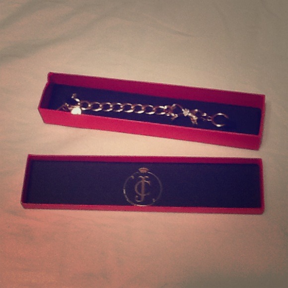 Authentic juicy couture bow bracelet!