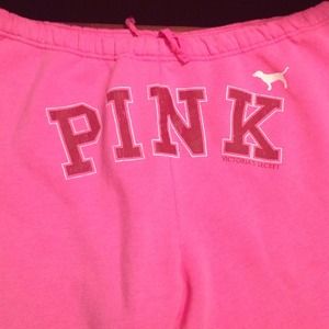 Victoria's Secret PINK Capri Sweats!