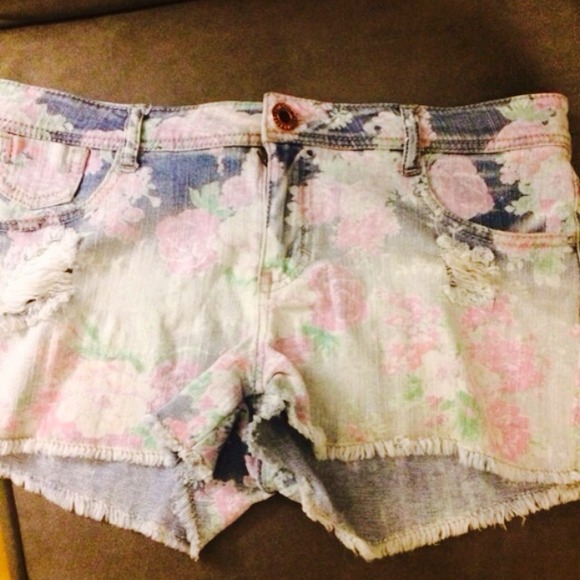 Floral boho destructed frayed denim shorts