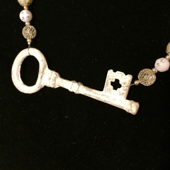 Key necklace - Picture 2 of 4