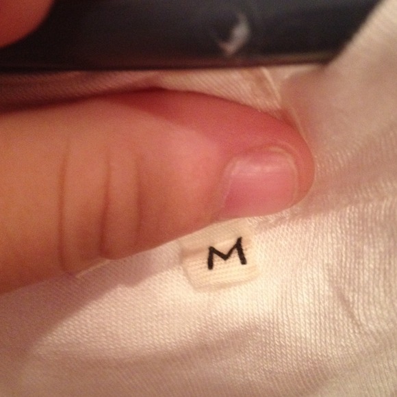 T shirt - Picture 3 of 3