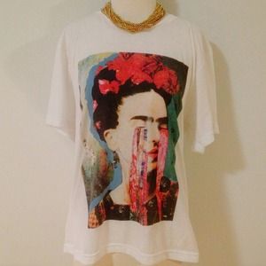 Frida Kahlo paint tee! NEW