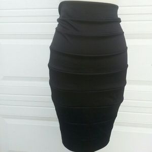 Black bandage pencil skirt