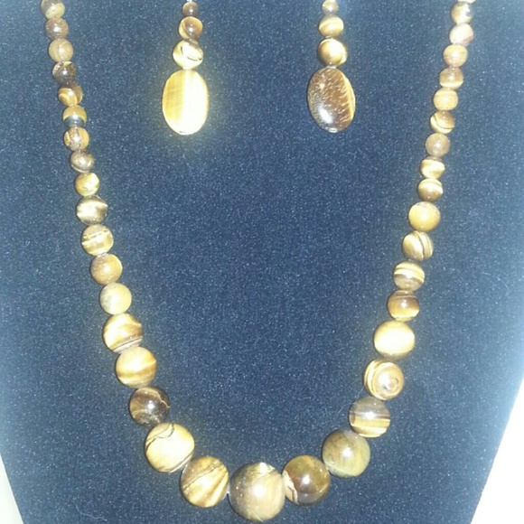 Tiger's Eye Necklace and matching earrings!