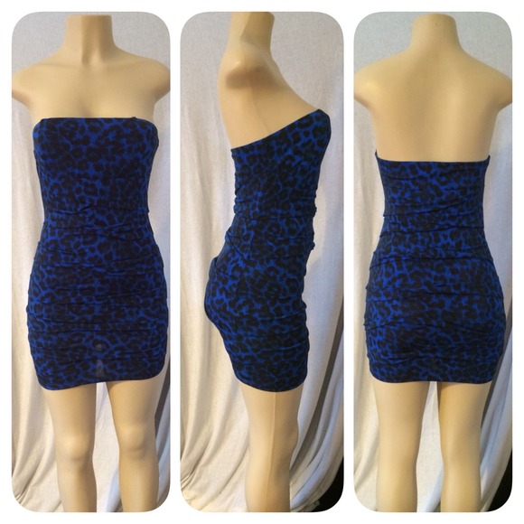 Dresses & Skirts - Animal Print Dress